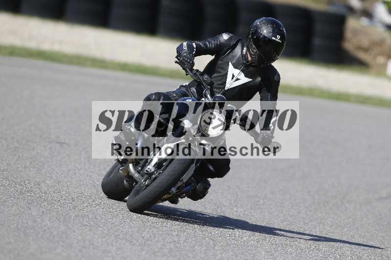 /41 25.08.2026  Cornu Master School ADR/37